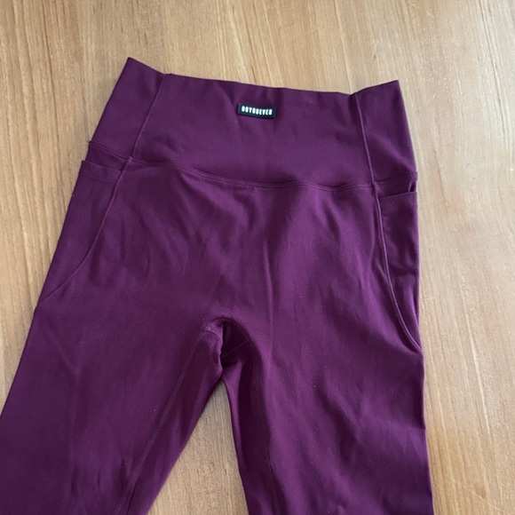 Doyoueven Seamed Set – Maroon – Asymmetrical Top – Pockets - Picture 5 of 7